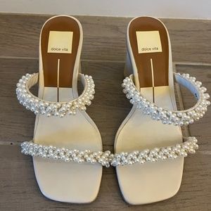 6.5 Noel Dolce Vita Heels